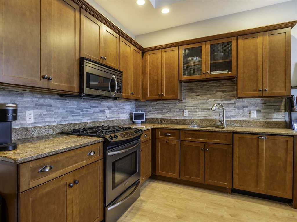 79 Suomi Road, Unit 79 Quincy, MA 02169 - Photo 8 of 22 Gallery Image 8