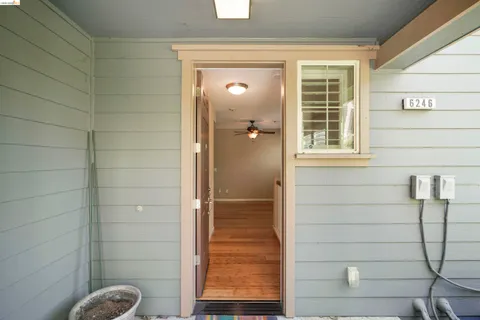 $575,000 | 6246 Boulder Lane, Unit 4807, Oakland, CA 94605