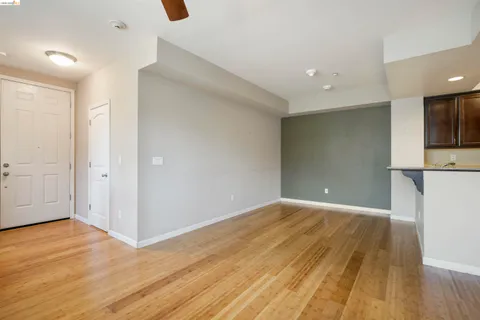 $575,000 | 6246 Boulder Lane, Unit 4807, Oakland, CA 94605