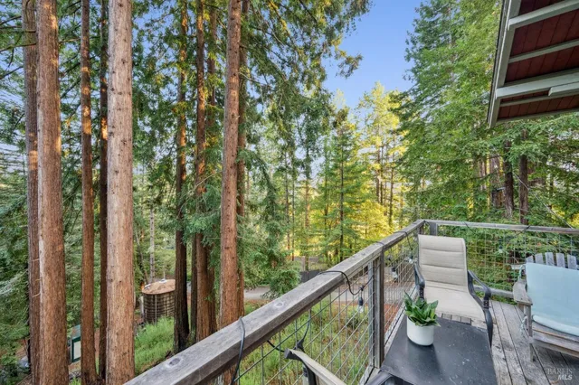 $649,000 | 17506 Summit Avenue, Guerneville, CA 95446