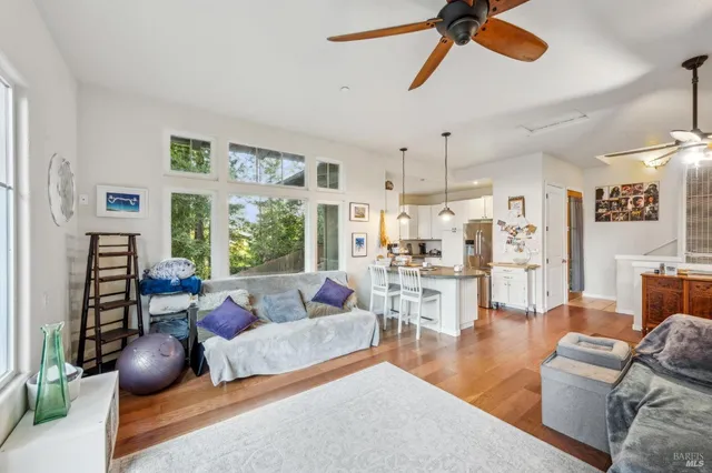 $649,000 | 17506 Summit Avenue, Guerneville, CA 95446
