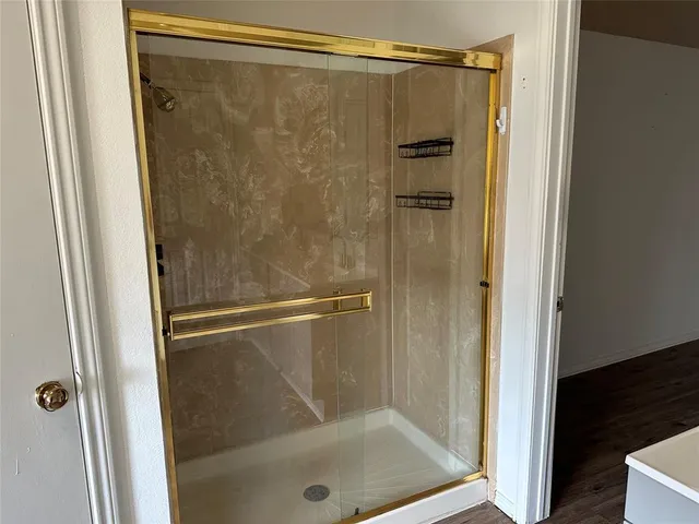 $2,595 | 620 Stone Canyon Drive, Irving, TX 75063