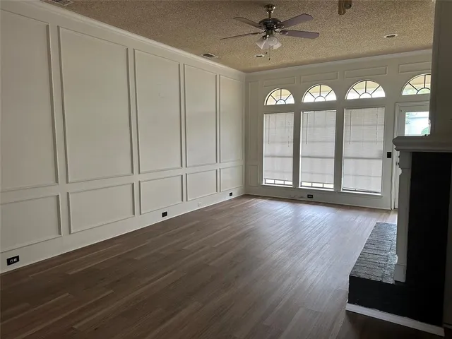 $2,595 | 620 Stone Canyon Drive, Irving, TX 75063