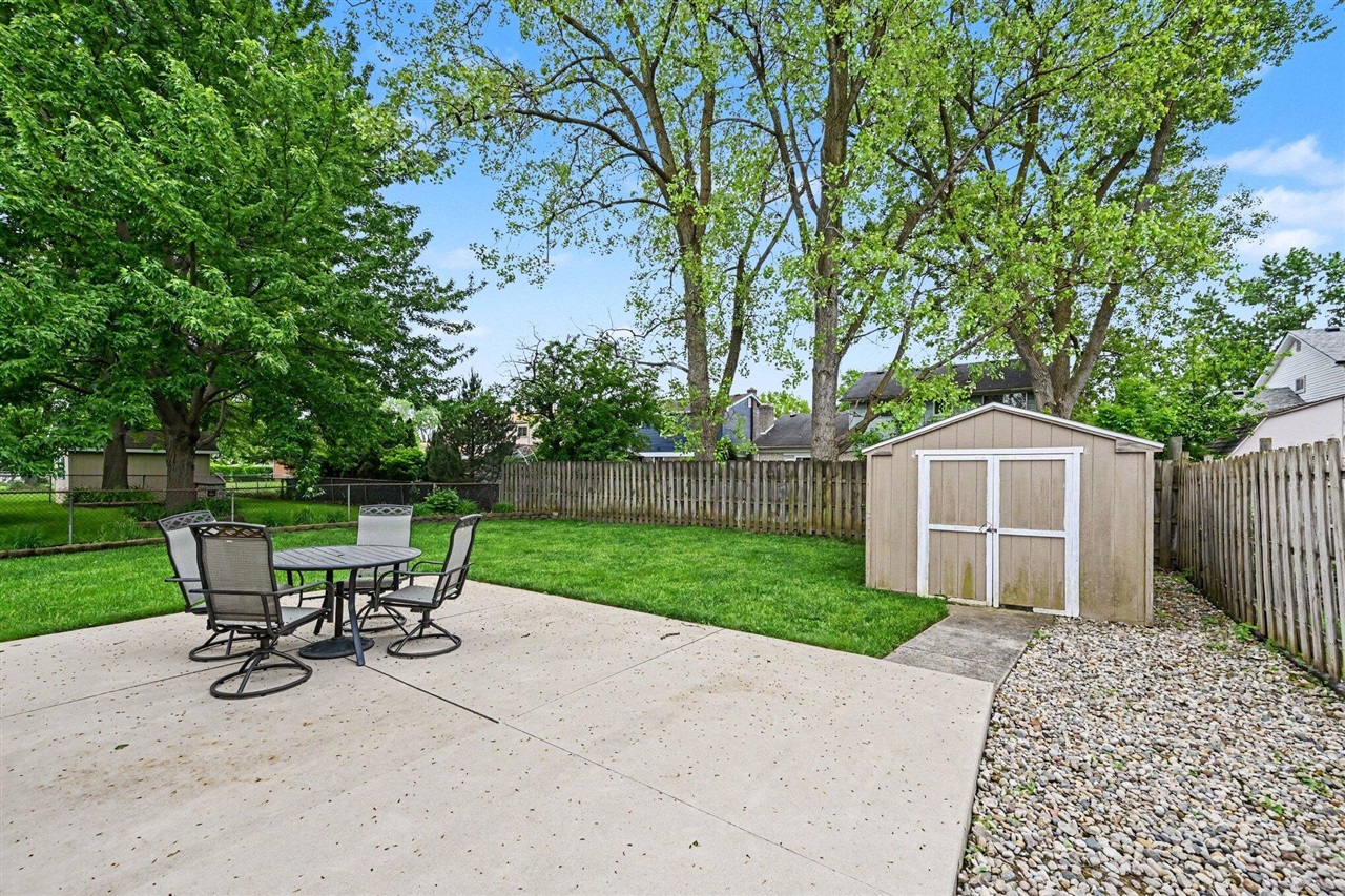 42967 Saxony Road Canton, MI 48187 - Photo 26 of 27