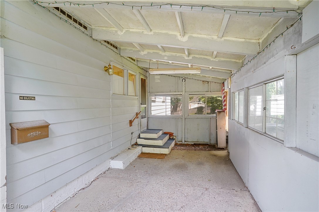 1385 Alphada Avenue Akron, OH 44310 - Photo 28 of 36 Carport