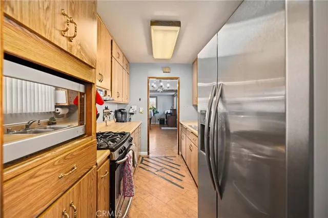 a view of a walk in closet