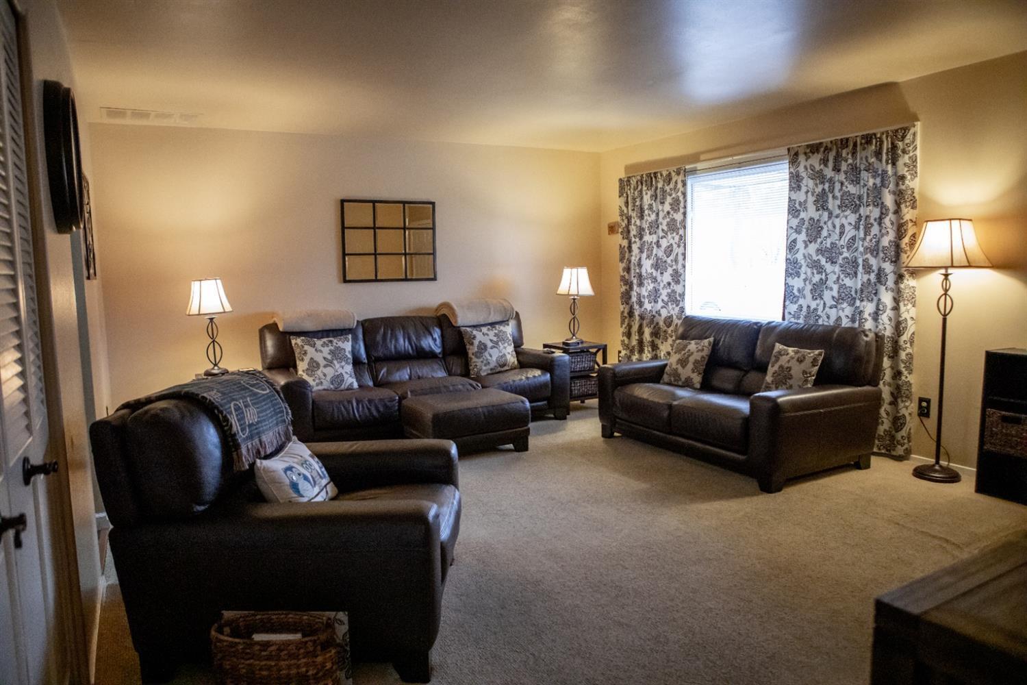 7816 Winton Road Cincinnati, OH 45224 - Photo 7 of 34 Gallery Image 7