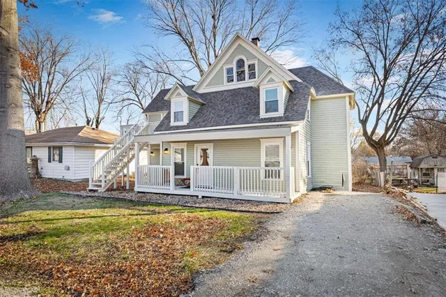 $285,000 | 307 East Street, Lathrop, MO 64465