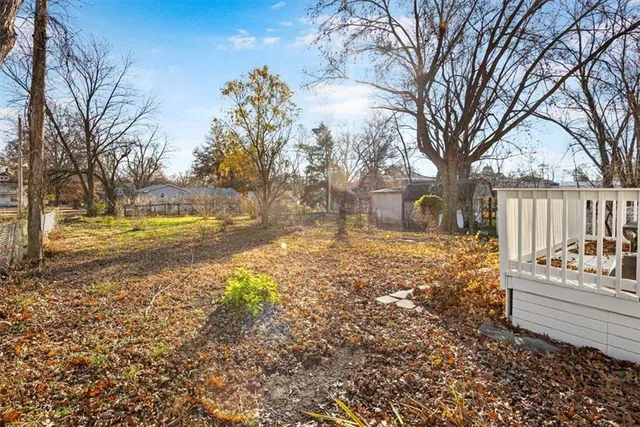 $285,000 | 307 East Street, Lathrop, MO 64465