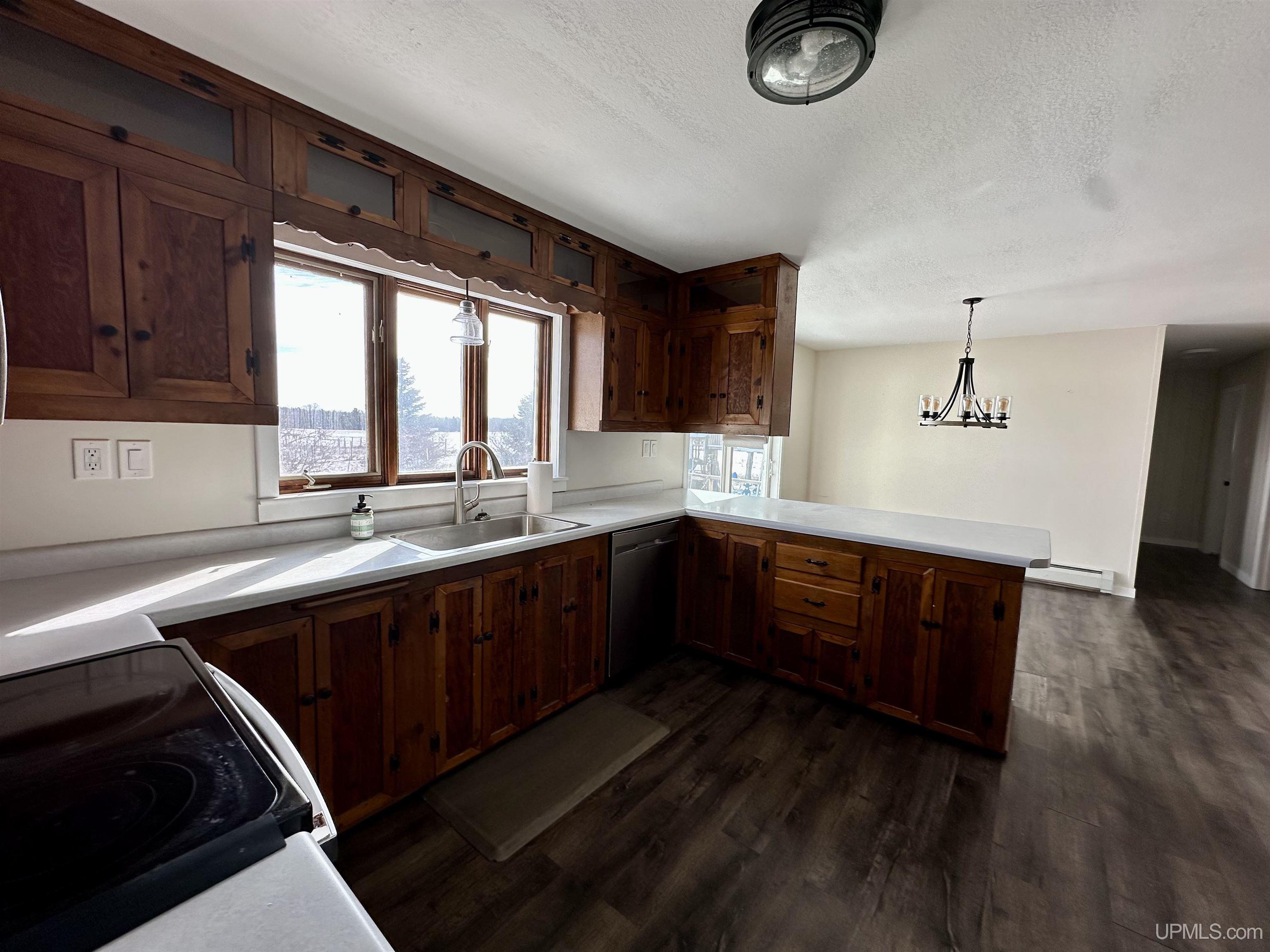 5314 I Road Escanaba, MI 49829 - Photo 3 of 12