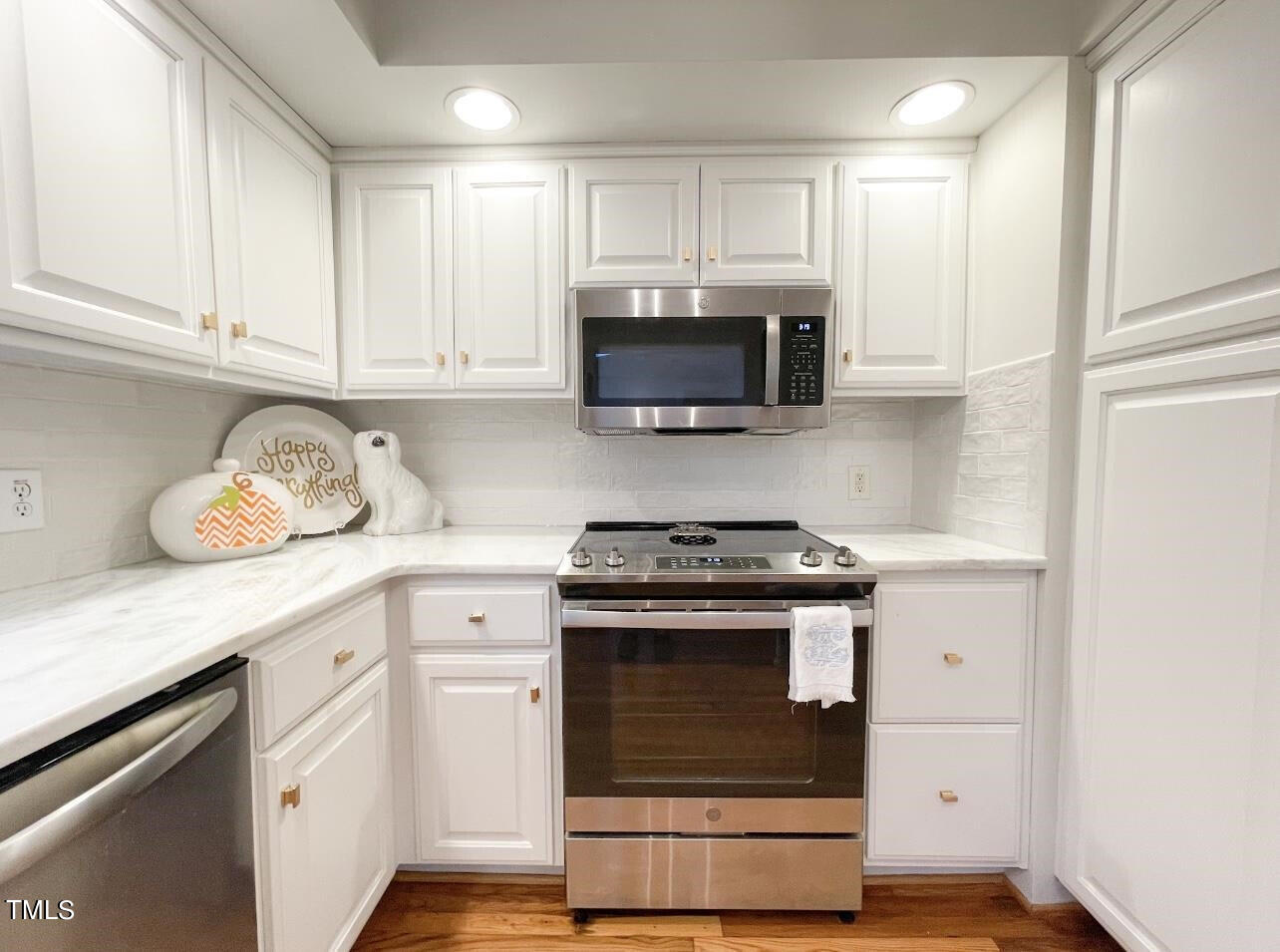 412 Gordon Street Roxboro, NC 27573 - Photo 22 of 56 PHOTO 21