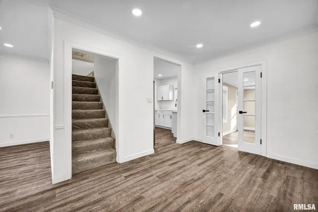 $185,000 | 812 East Seneca Place, Peoria, IL 61603