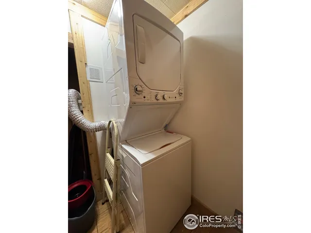 $525,000 | 3400 Highway 127, Cowdrey, CO 80434