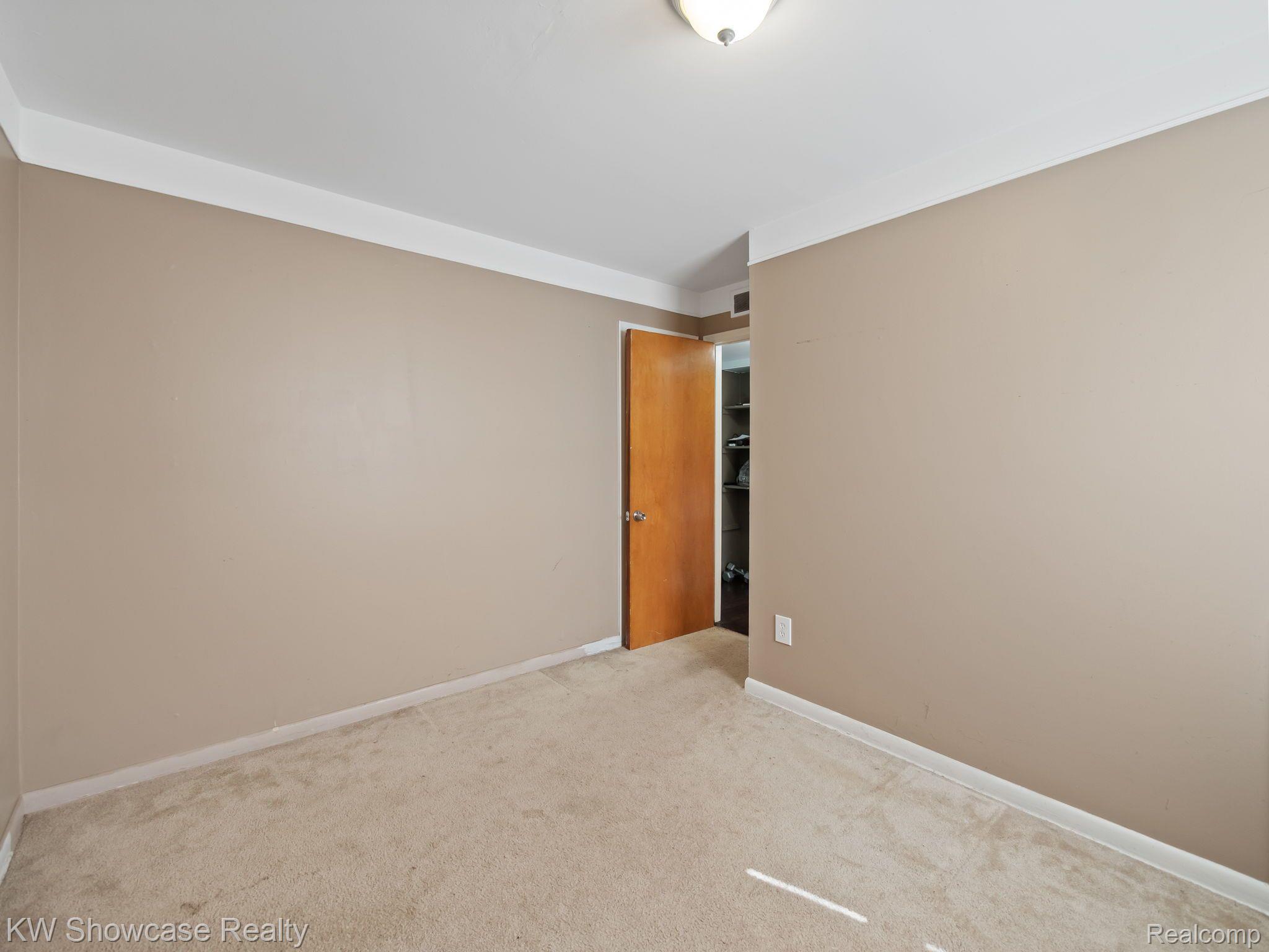 2921 Inman Street Ferndale, MI 48220 - Photo 20 of 25 Bedroom 2