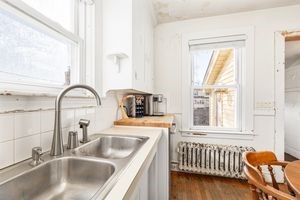 285 Elm Street Warwick, RI 02888 - Photo 13 of 31