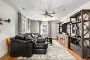 285 Elm Street Warwick, RI 02888 - Photo 7 of 31