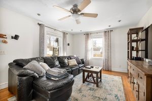 285 Elm Street Warwick, RI 02888 - Photo 8 of 31