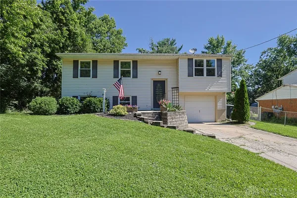 $290,000 | 1874 Leway Drive, Fairfield, OH 45014