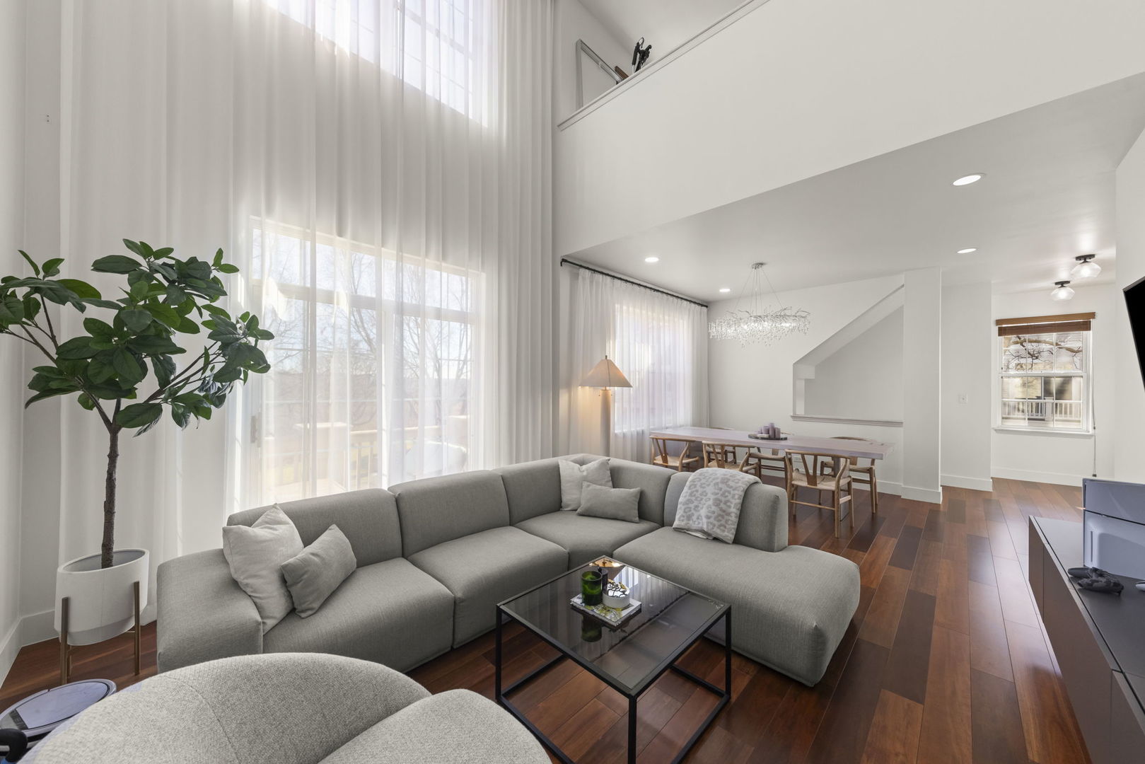 1081 Bartholdi Court Carol Stream, IL 60188 - Photo 5 of 24