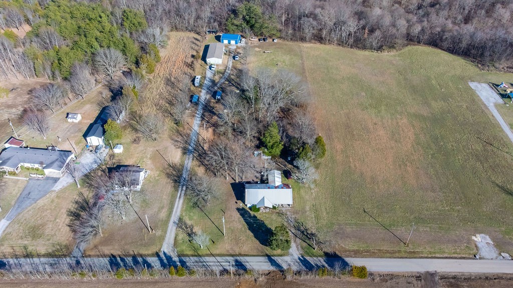 7560 Old Madisonville Road Hopkinsville, KY 42240 - Photo 7 of 31 a bird view of a house