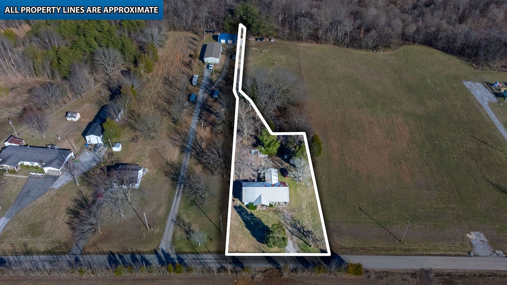 7560 Old Madisonville Road Hopkinsville, KY 42240 - Photo 8 of 31