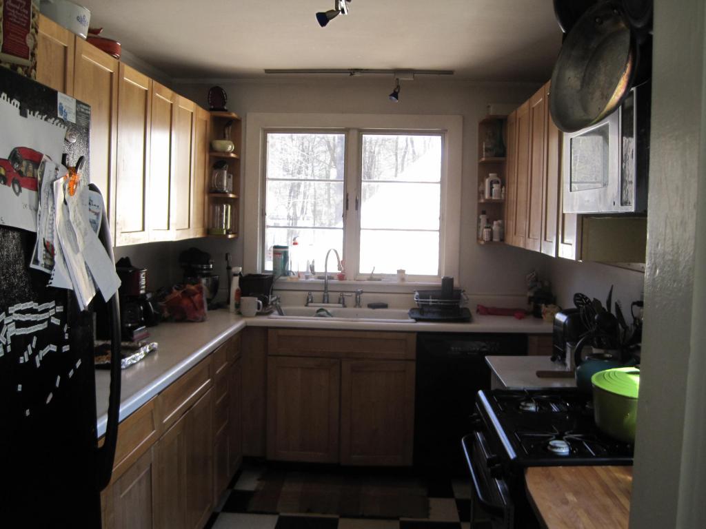 353 Old Street Road Peterborough, NH 03458 - Photo 7 of 15 Gallery Image 7