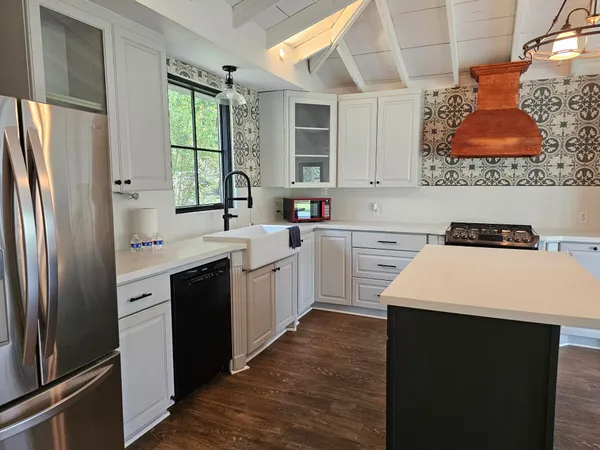 $360,000 | 13368 Southshore Drive, Conroe, TX 77304
