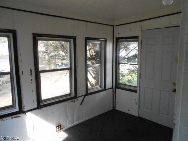 1754 Hillview Road Cleveland, OH 44112 - Photo 8 of 19