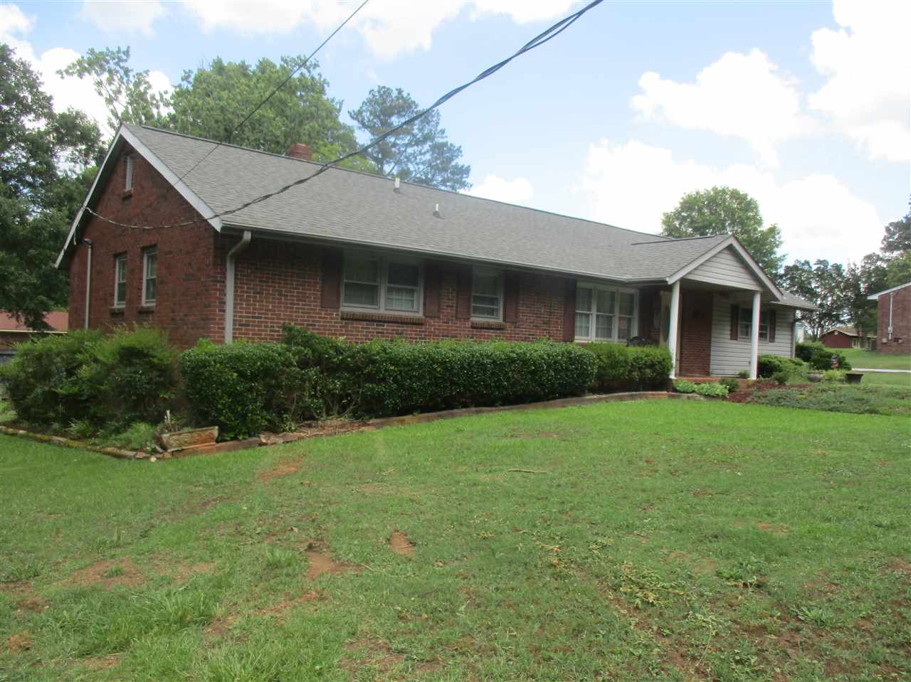 400 Wilson Street Union, SC 29379 - Photo 2 of 20