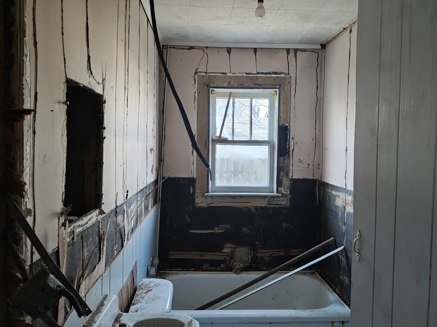 706 East 8th Street Metropolis, IL 62960 - Photo 26 of 33 a view of entryway and kitchen