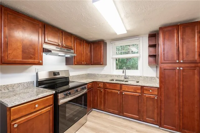 $875 | 3454 Rockbridge Road Southwest, Unit C, Avondale Estates, GA 30002