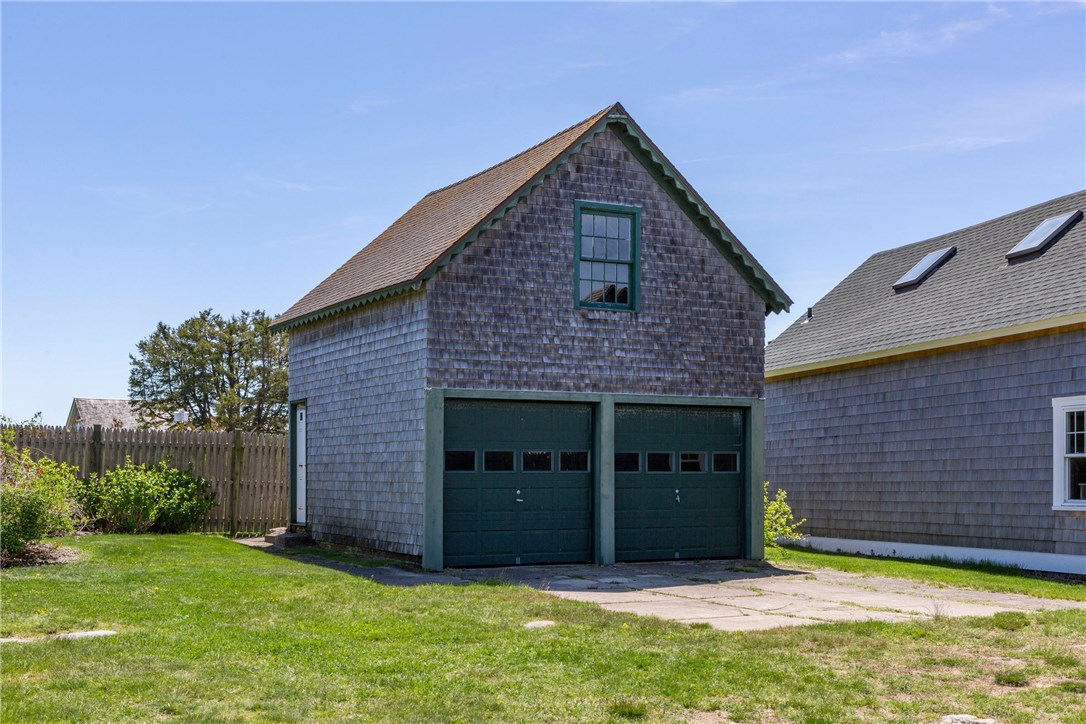 3 Fenway Road Westerly, RI 02891 - Photo 8 of 50