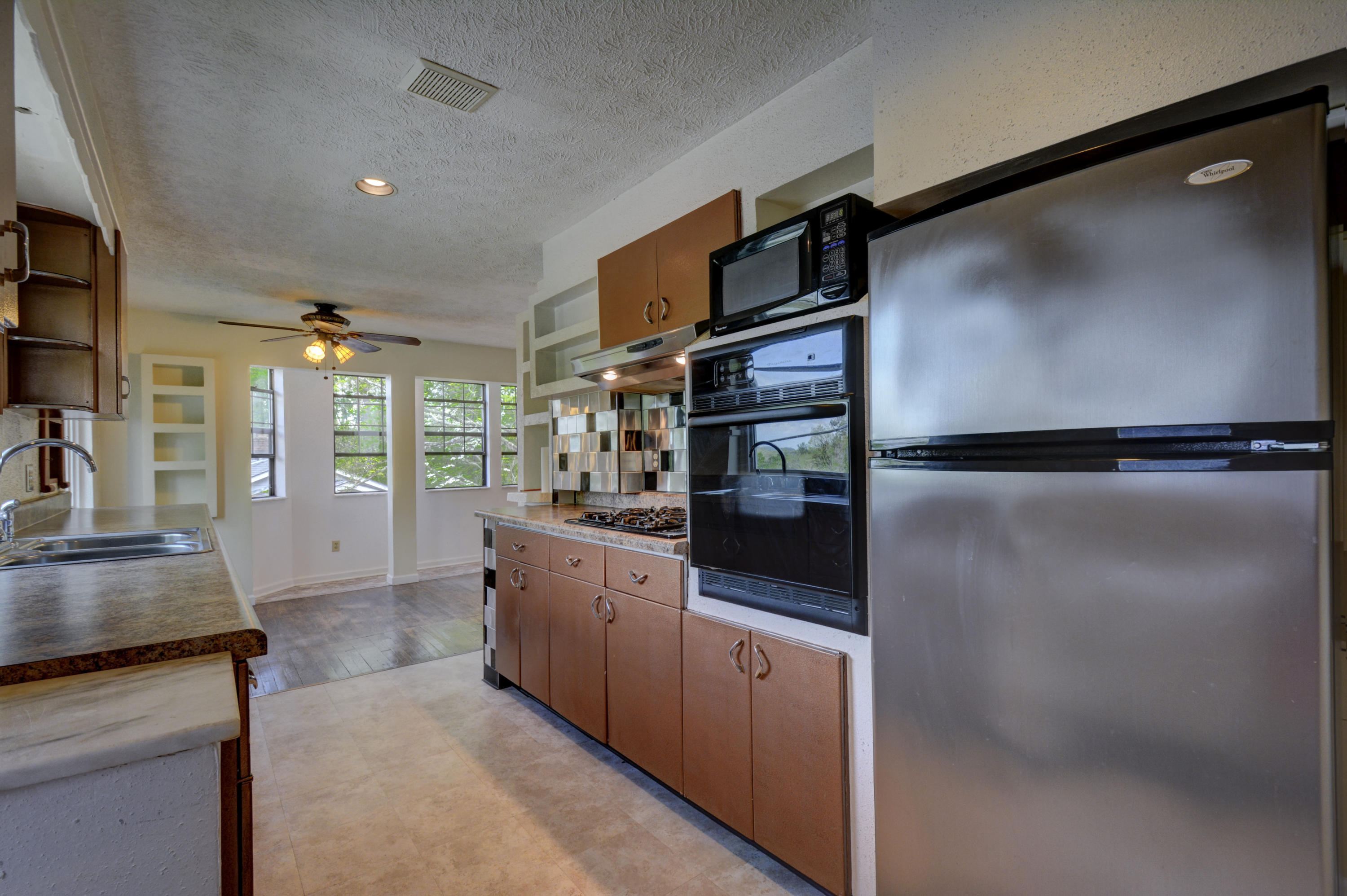 153 Georgia Avenue Oak Ridge, TN 37830 - Photo 21 of 32 153 Georgia Ave.--19