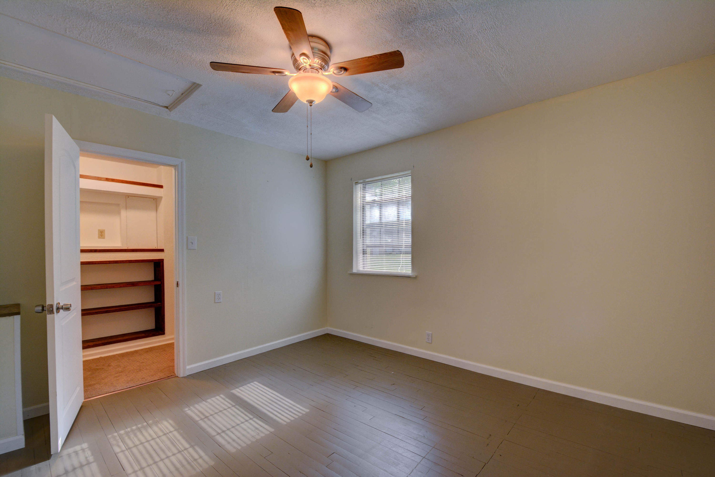 153 Georgia Avenue Oak Ridge, TN 37830 - Photo 28 of 32 153 Georgia Ave.--25
