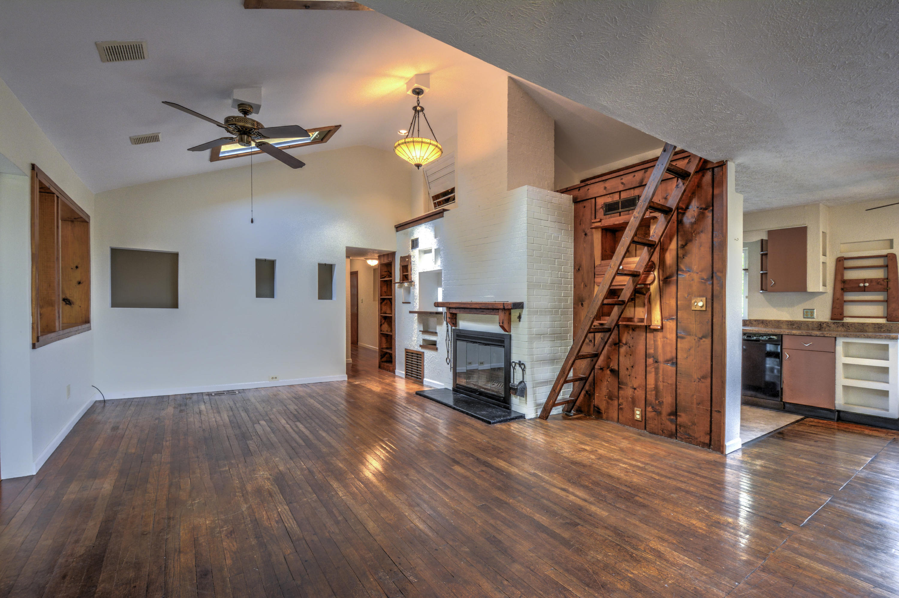 153 Georgia Avenue Oak Ridge, TN 37830 - Photo 10 of 32 153 Georgia Ave.--11