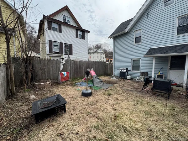 $425,000 | 9 Armstrong Avenue, Peekskill, NY 10566