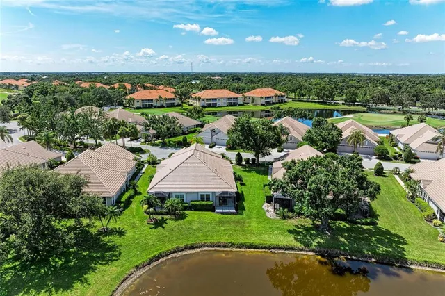 $489,000 | 7039 Woodmore Terrace, Lakewood Ranch, FL 34202