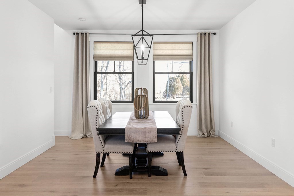 6 Woodman Road Amesbury, MA 01913 - Photo 18 of 37 a dining room with furniture and window