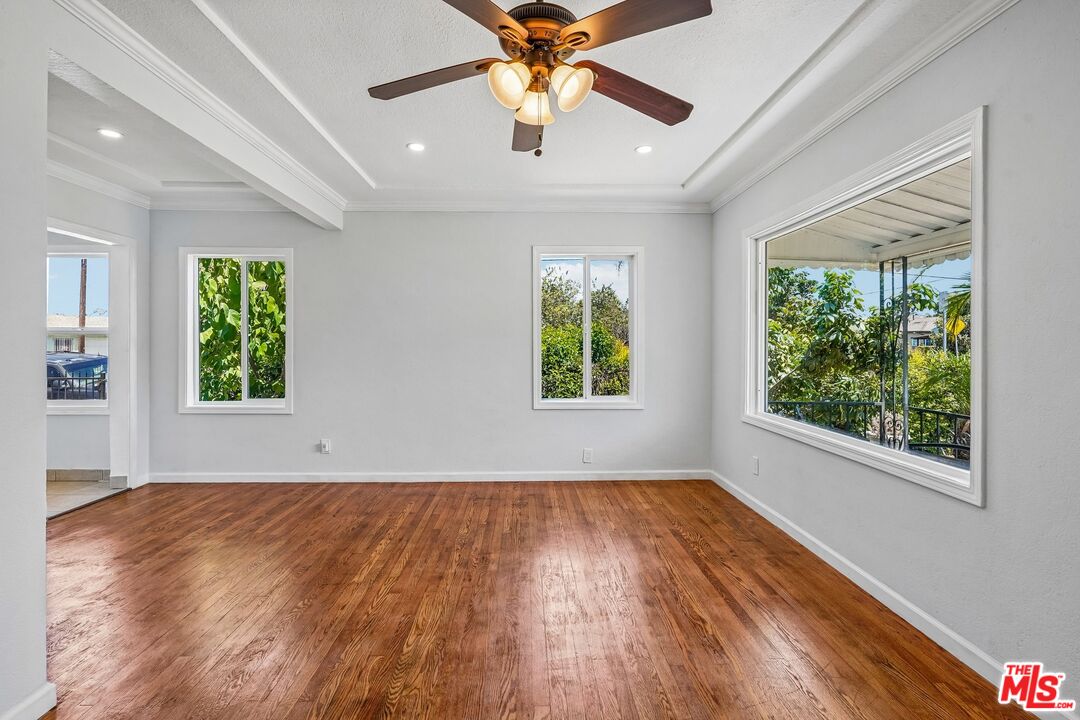 901 West Brazil Street Compton, CA 90220 - Photo 3 of 38 Gallery Image 3