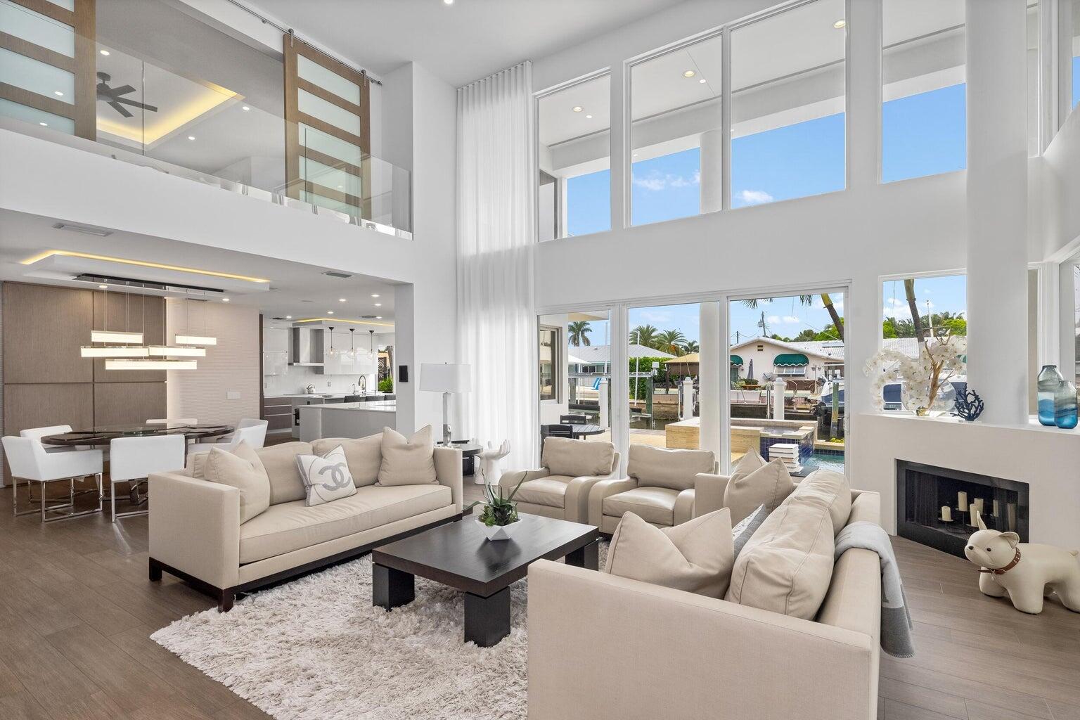 855 Coventry Street Boca Raton, FL 33487 - Photo 5 of 71 20250609132132660800000000-o