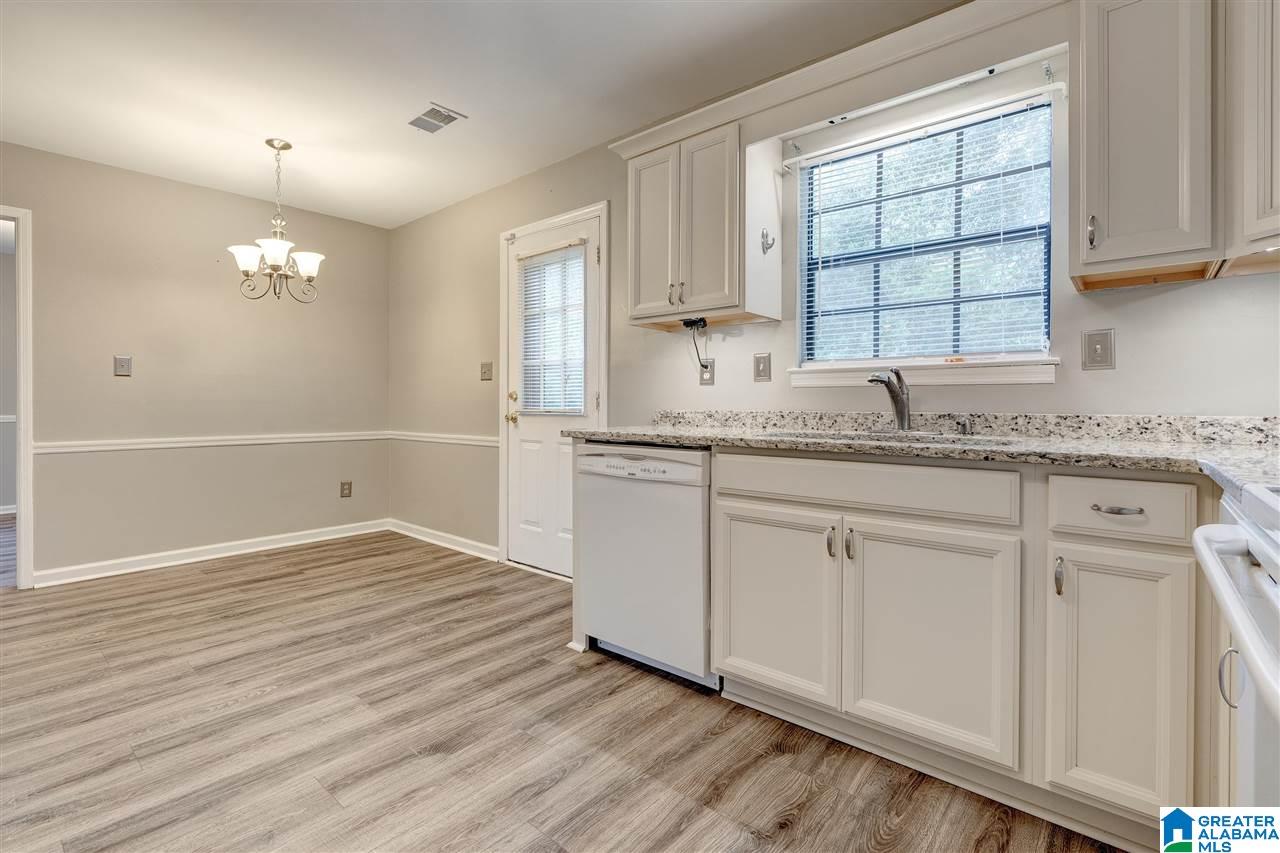 148 Bluegrass Drive Alabaster, AL 35007 - Photo 16 of 34