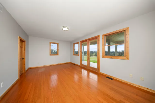 $660,000 | 13290 Tracey Road, Manchester, MI 48158