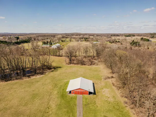 $660,000 | 13290 Tracey Road, Manchester, MI 48158