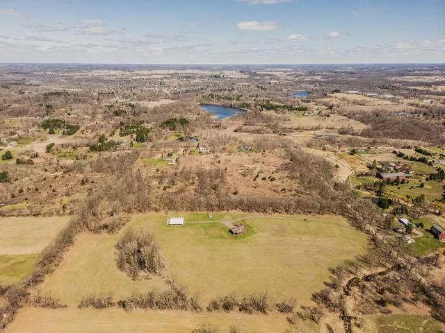 $660,000 | 13290 Tracey Road, Manchester, MI 48158