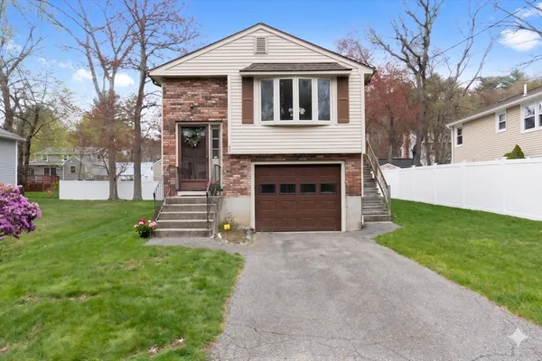 $679,900 | 32 Criterion Road, Reading, MA 01867