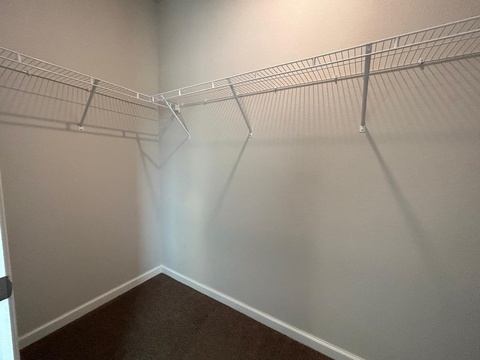 2136 West 34th Street, Unit 1116 Houston, TX 77018 - Photo 7 of 11 a view of a small room