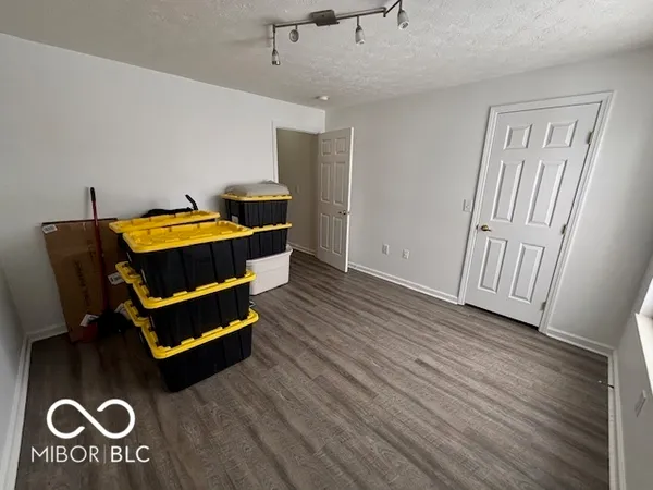 $169,900 | 6527 Jade Stream Court, Unit 207, Indianapolis, IN 46237