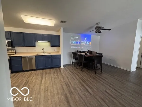 $169,900 | 6527 Jade Stream Court, Unit 207, Indianapolis, IN 46237