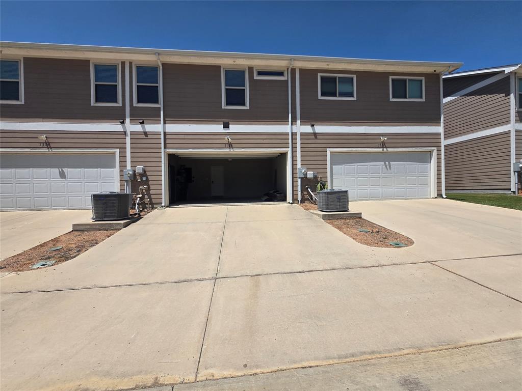 3308 Becker Drive Denton, TX 76207 - Photo 15 of 15 2 car garage