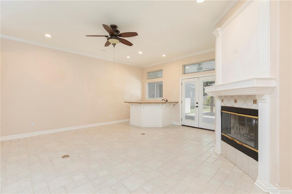 3814 B Shea Weslaco, TX 78596 - Photo 11 of 13